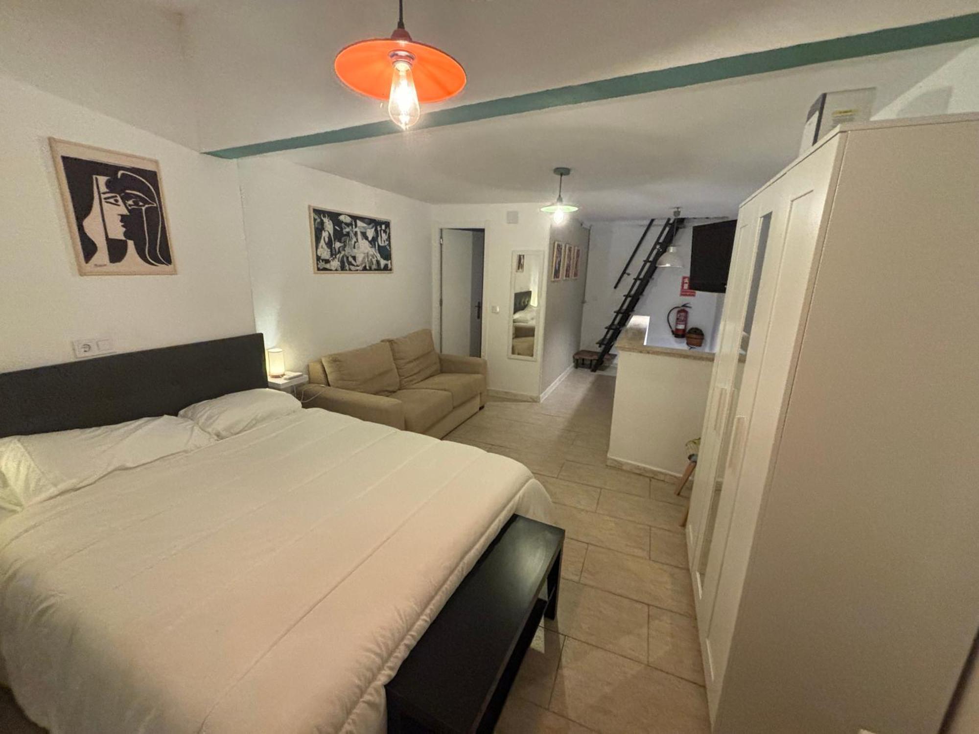 Apartment Loft Picasso En Casco Historico Badajoz